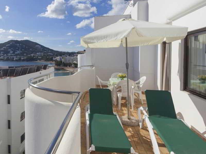 Apartamentos Bon Lloc Santa Eularia des Riu Exteriér fotografie