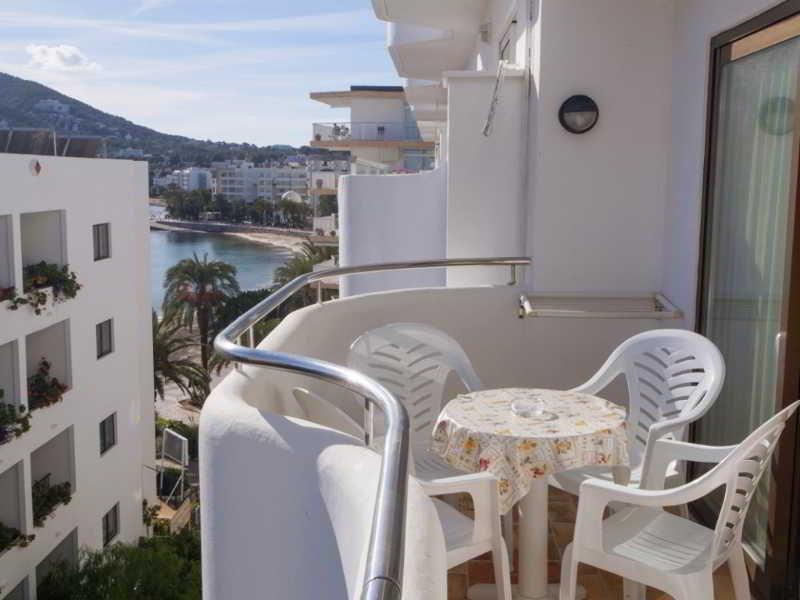 Apartamentos Bon Lloc Santa Eularia des Riu Exteriér fotografie