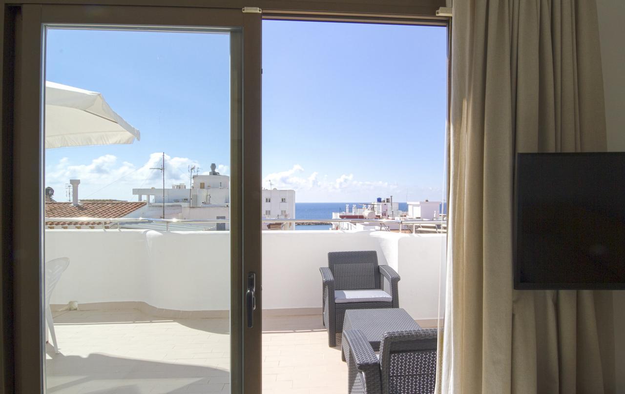 Apartamentos Bon Lloc Santa Eularia des Riu Exteriér fotografie