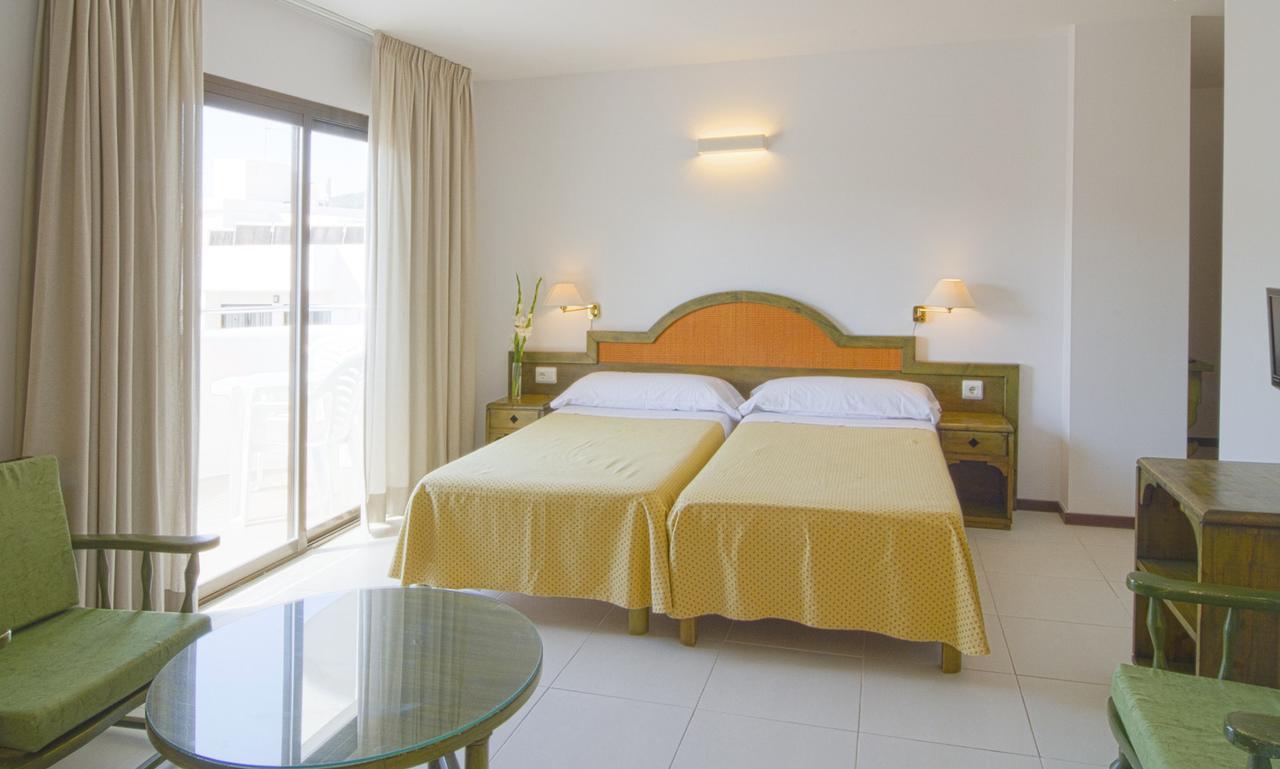 Apartamentos Bon Lloc Santa Eularia des Riu Exteriér fotografie