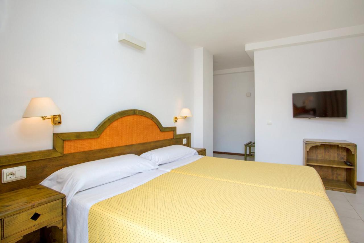 Apartamentos Bon Lloc Santa Eularia des Riu Exteriér fotografie