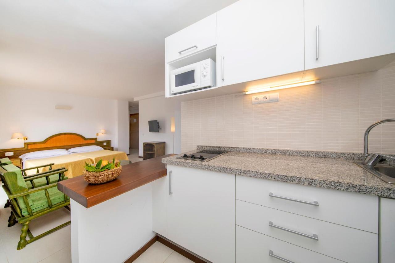 Apartamentos Bon Lloc Santa Eularia des Riu Exteriér fotografie