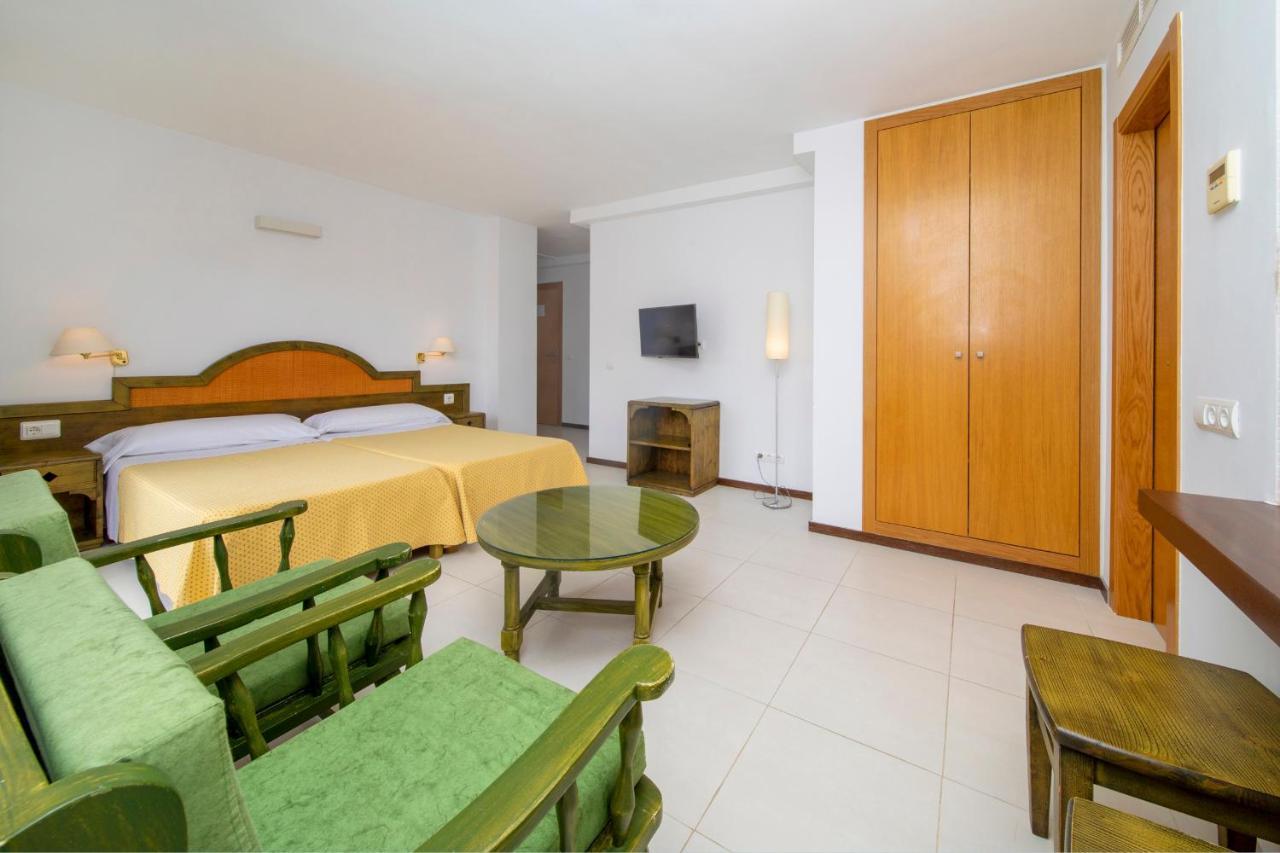 Apartamentos Bon Lloc Santa Eularia des Riu Exteriér fotografie