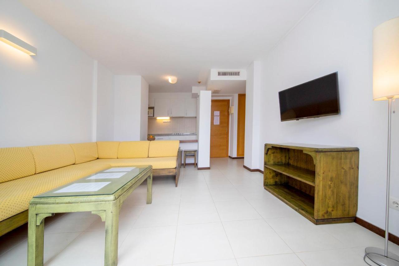 Apartamentos Bon Lloc Santa Eularia des Riu Exteriér fotografie