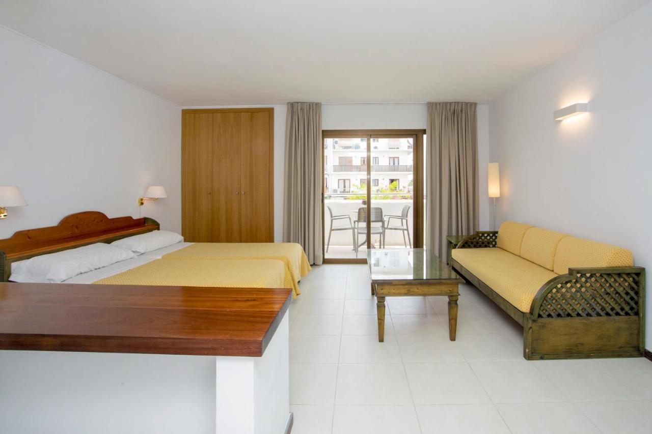 Apartamentos Bon Lloc Santa Eularia des Riu Exteriér fotografie